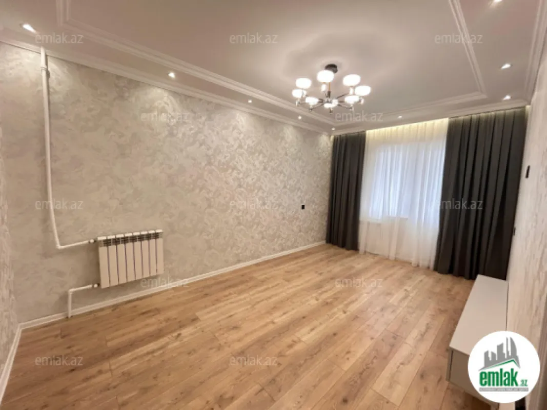 Satılır 3 otaqlı köhnə tikili 80 m²