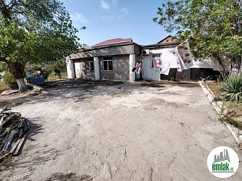 Satılır 4 otaqlı həyət evi 120 m²