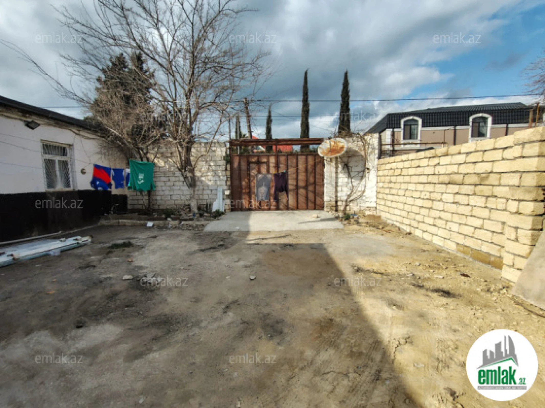 Satılır 4 otaqlı həyət evi 120 m²
