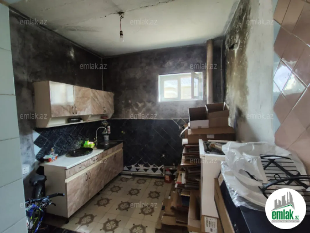 Satılır 4 otaqlı həyət evi 120 m²