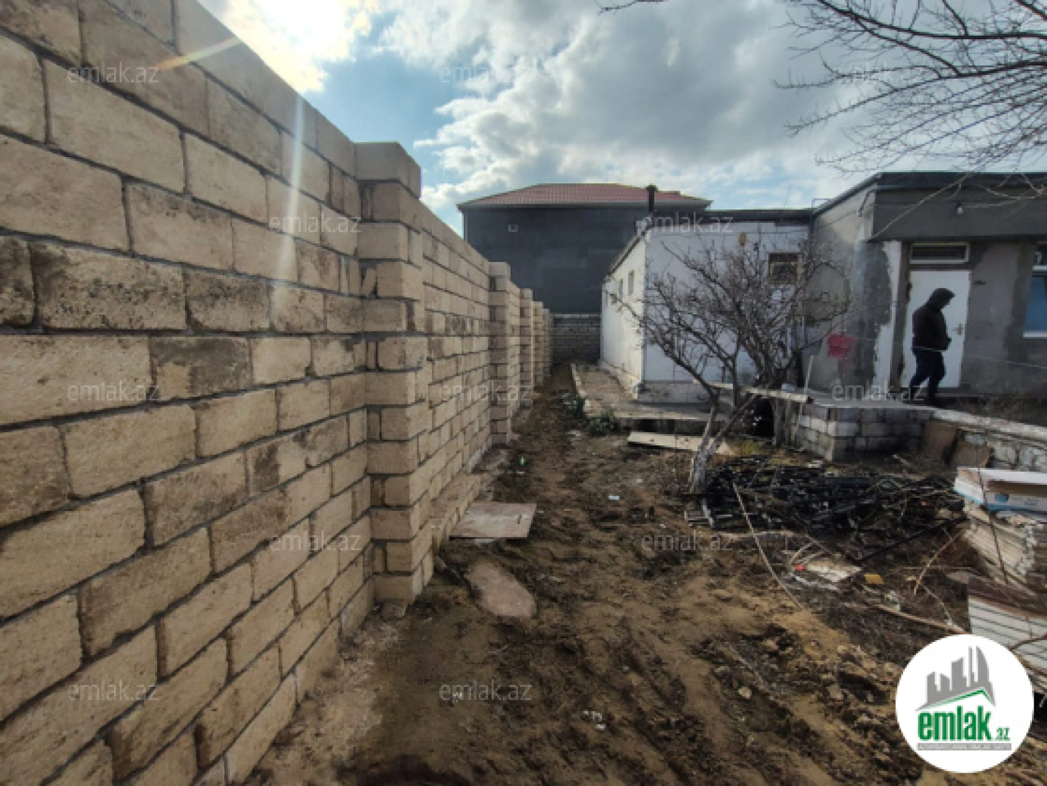 Satılır 4 otaqlı həyət evi 120 m²