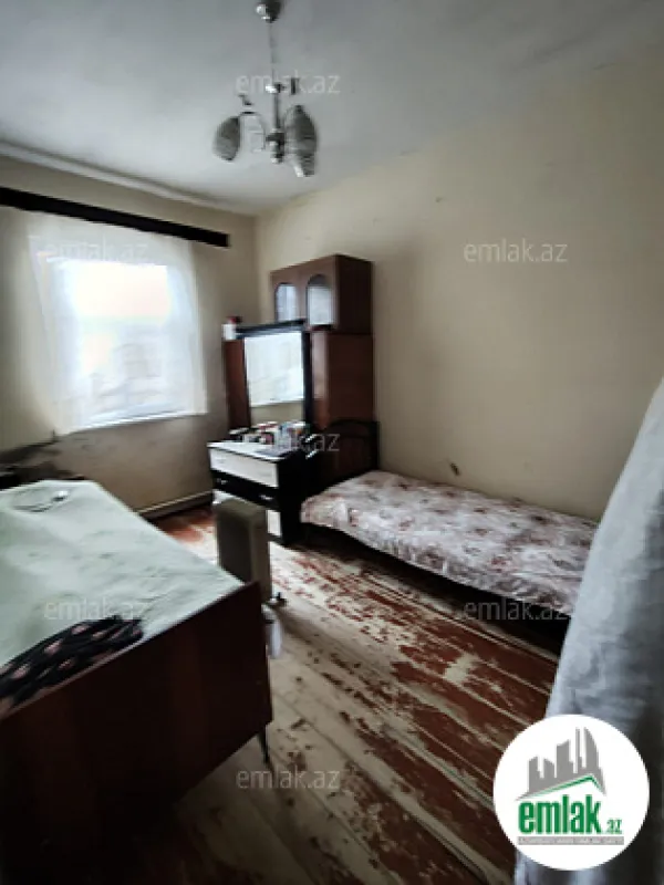 Satılır 4 otaqlı həyət evi 120 m²