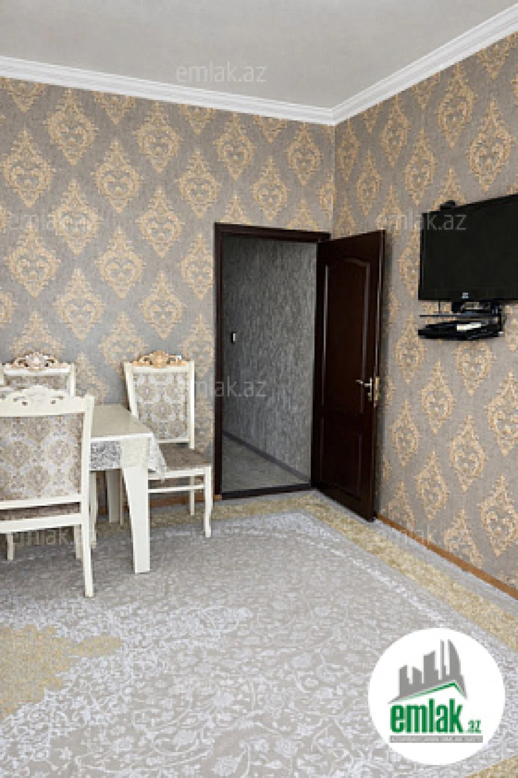 Satılır 2 otaqlı köhnə tikili 45 m²