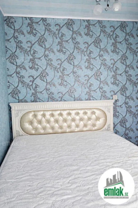 Satılır 2 otaqlı köhnə tikili 45 m²