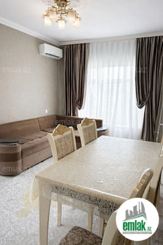 Satılır 2 otaqlı köhnə tikili 45 m²