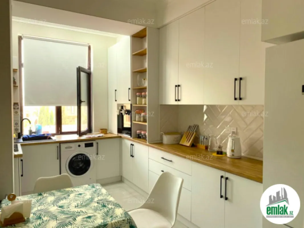 Satılır 2 otaqlı yeni tikili 82 m²
