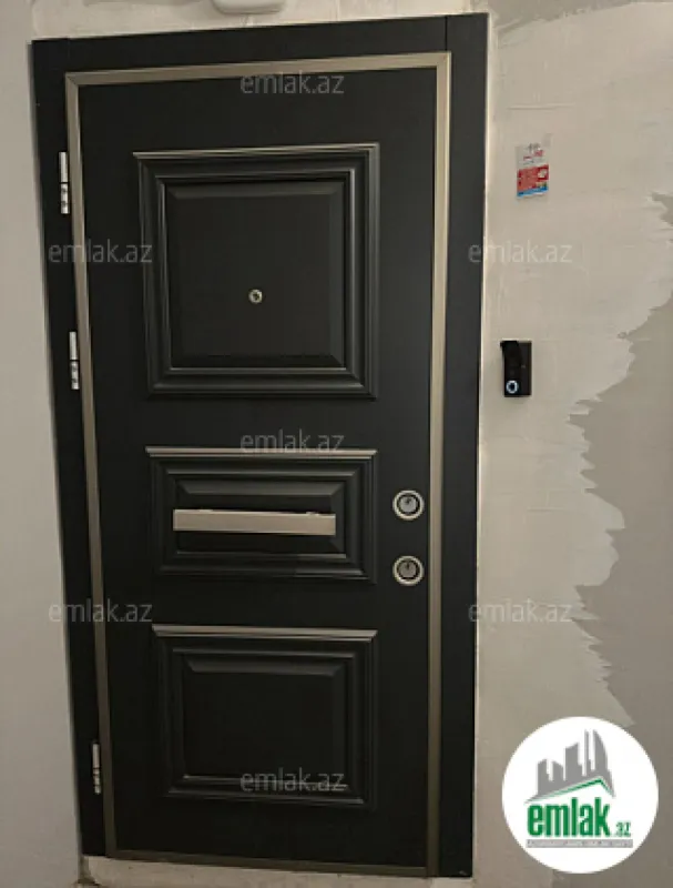Satılır 3 otaqlı yeni tikili 125 m²