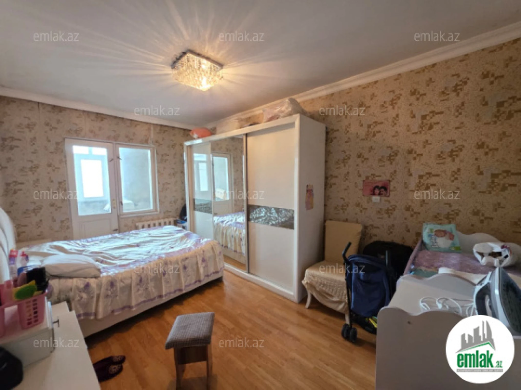Satılır 3 otaqlı köhnə tikili 80 m²