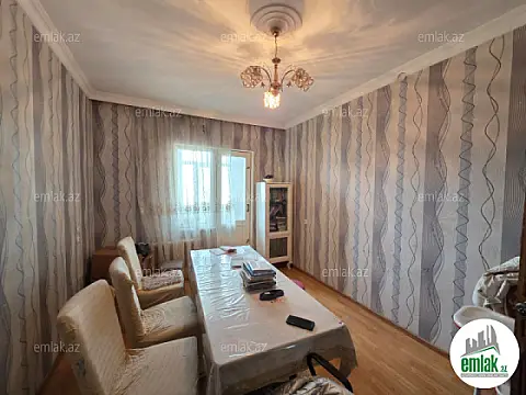 Satılır 3 otaqlı köhnə tikili 80 m²