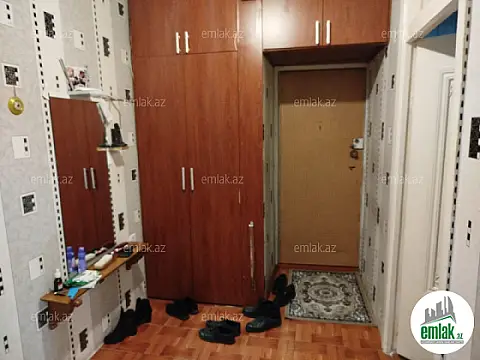 Satılır 3 otaqlı köhnə tikili 90 m²