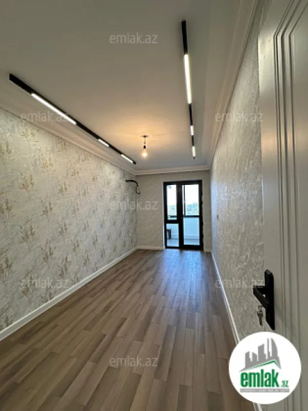 Satılır 2 otaqlı köhnə tikili 75 m²