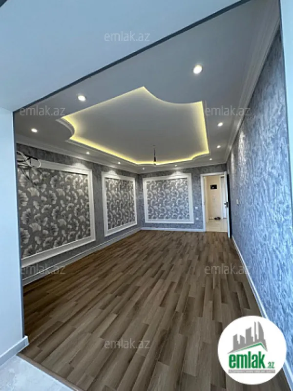 Satılır 2 otaqlı köhnə tikili 75 m²