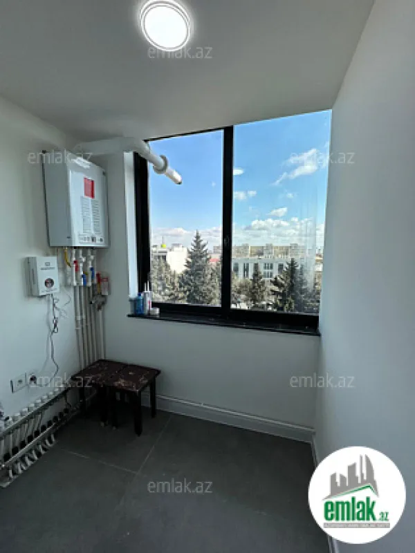 Satılır 2 otaqlı köhnə tikili 75 m²