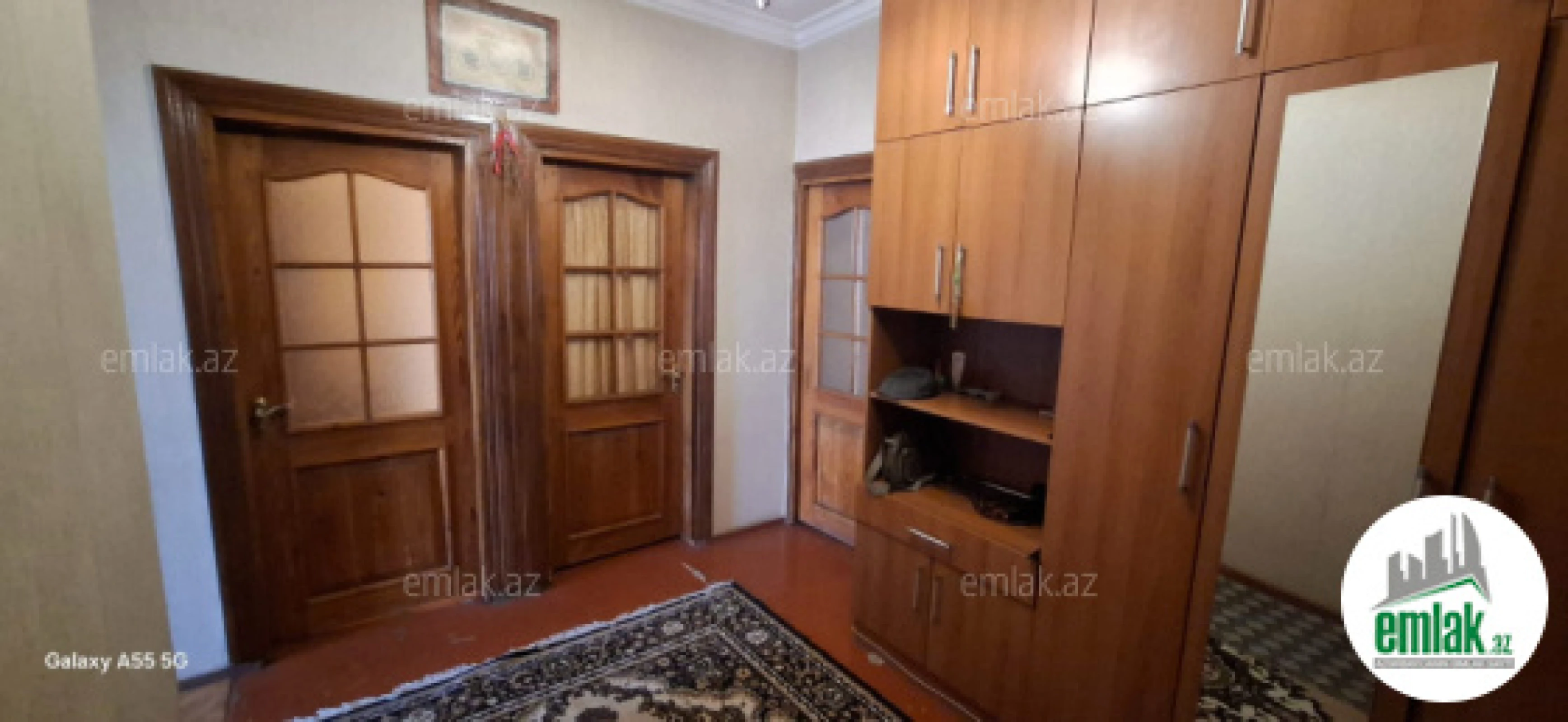 Satılır 4 otaqlı köhnə tikili 110 m²