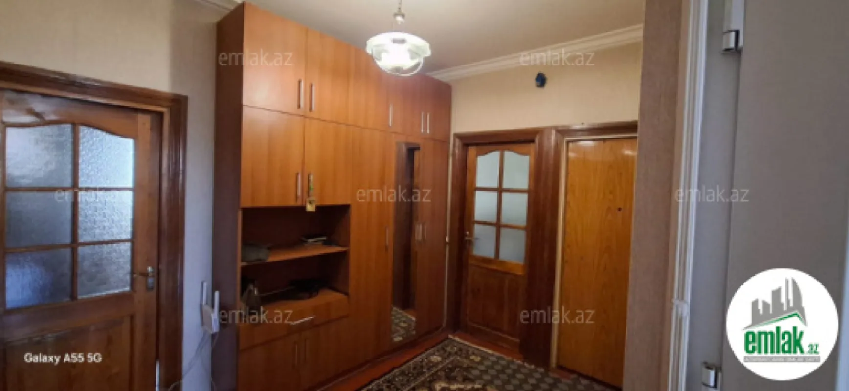 Satılır 4 otaqlı köhnə tikili 110 m²