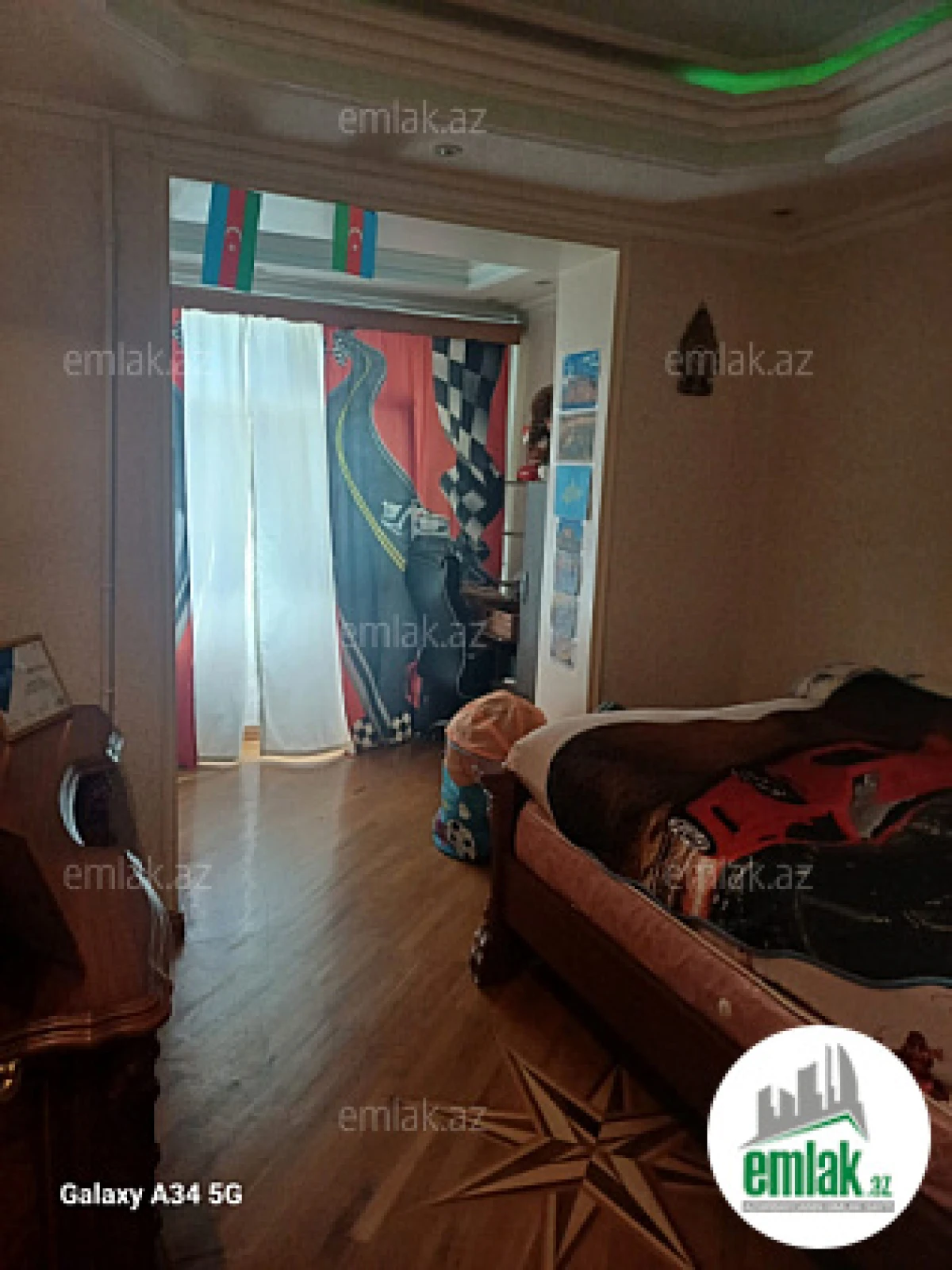Satılır 4 otaqlı yeni tikili 105 m²