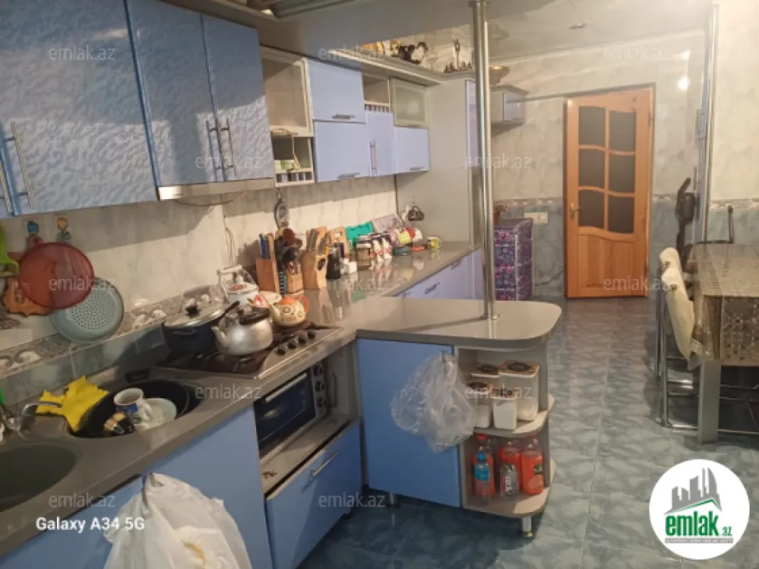 Satılır 4 otaqlı yeni tikili 105 m²