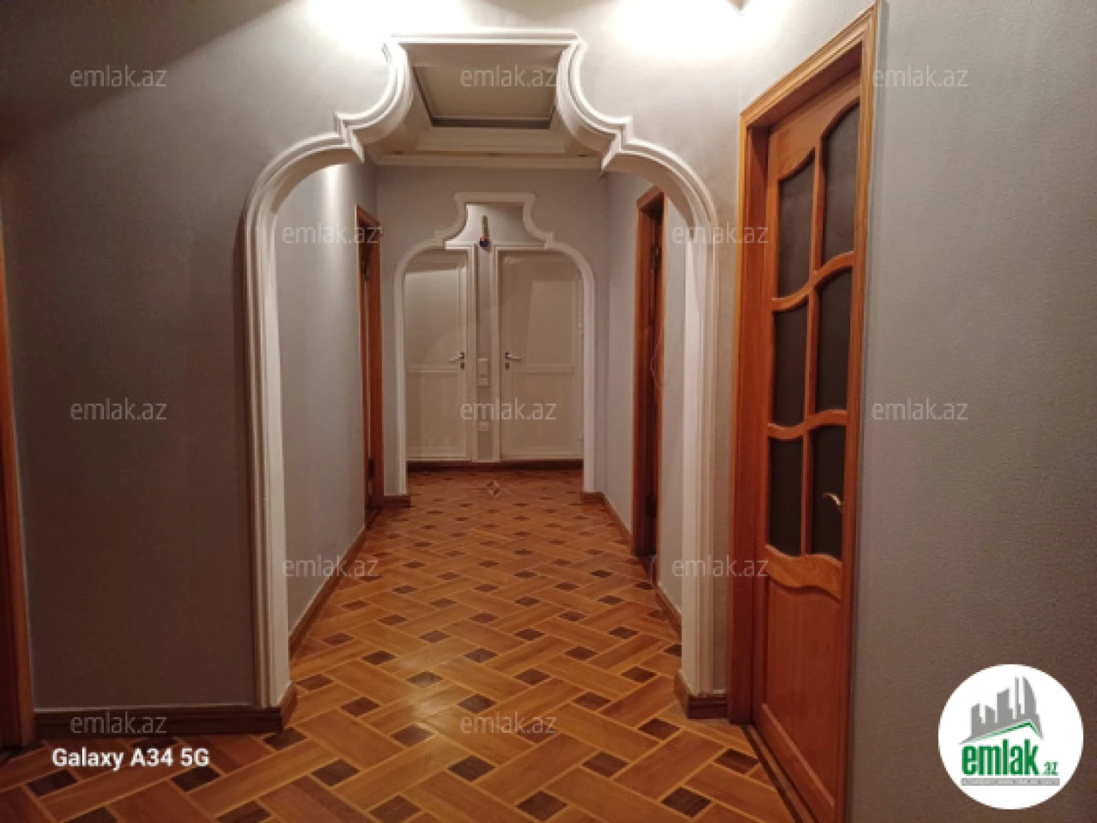 Satılır 4 otaqlı yeni tikili 105 m²