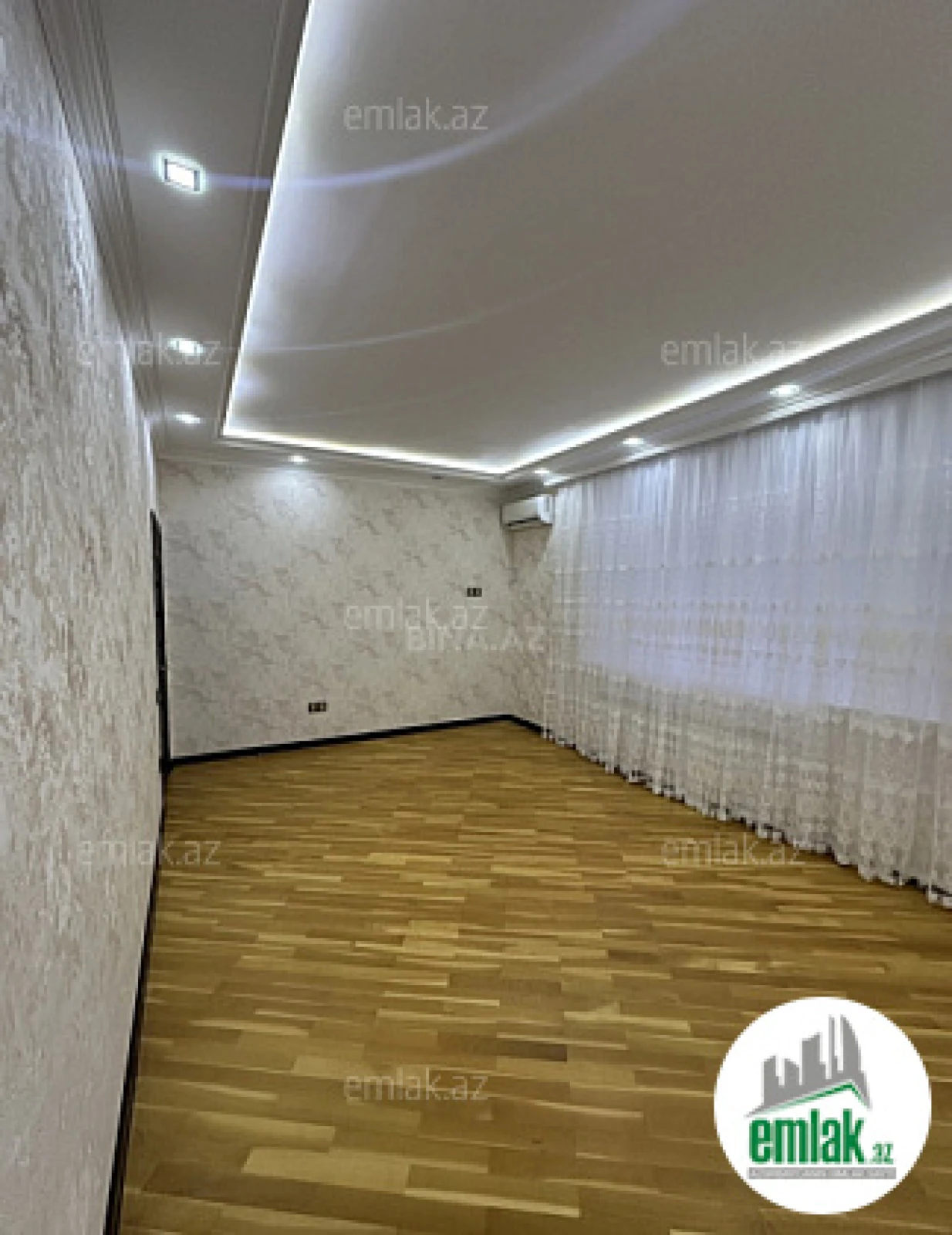 Satılır 3 otaqlı yeni tikili 122 m²