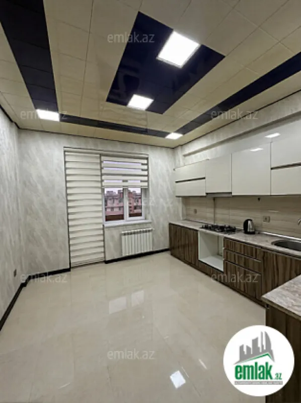 Satılır 3 otaqlı yeni tikili 122 m²