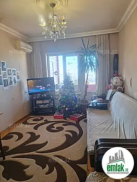 Satılır 2 otaqlı köhnə tikili 60 m²