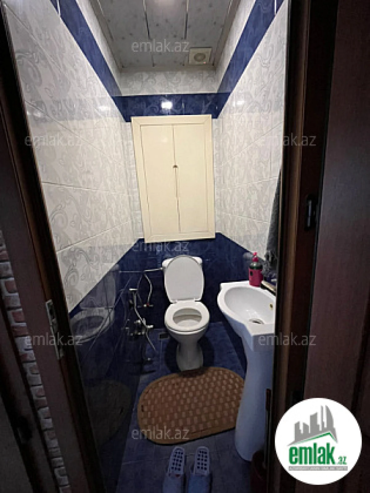 Satılır 2 otaqlı köhnə tikili 75 m²