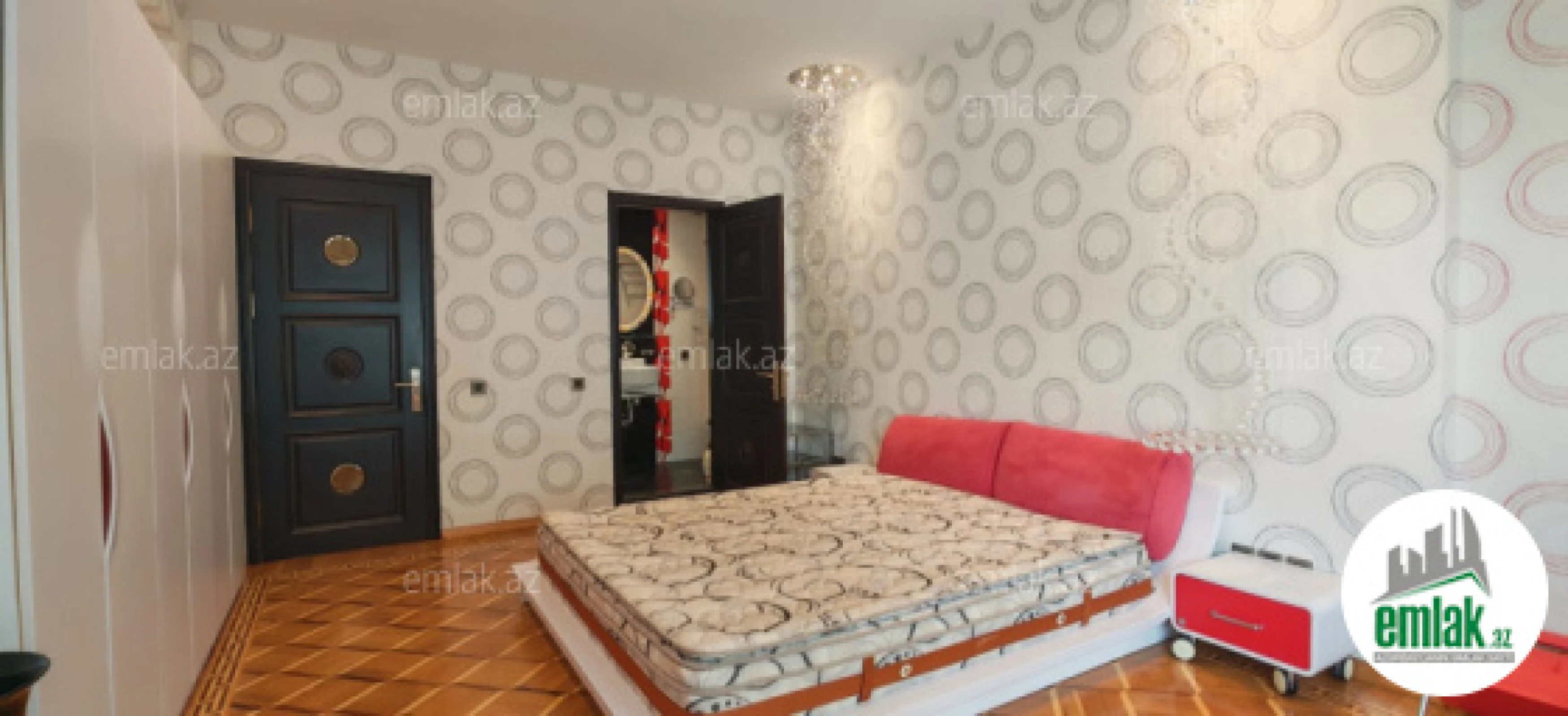 Satılır 4 otaqlı yeni tikili 180 m²