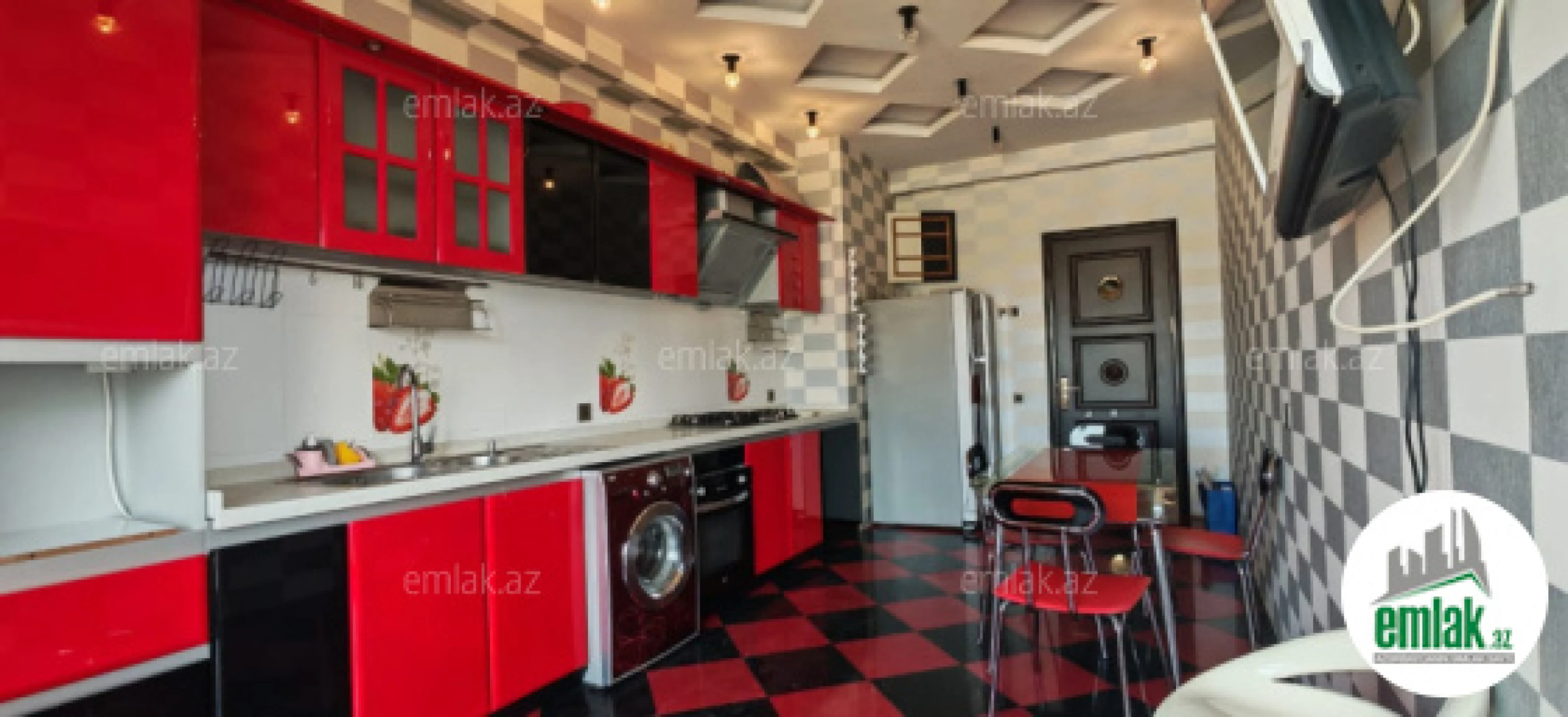 Satılır 4 otaqlı yeni tikili 180 m²