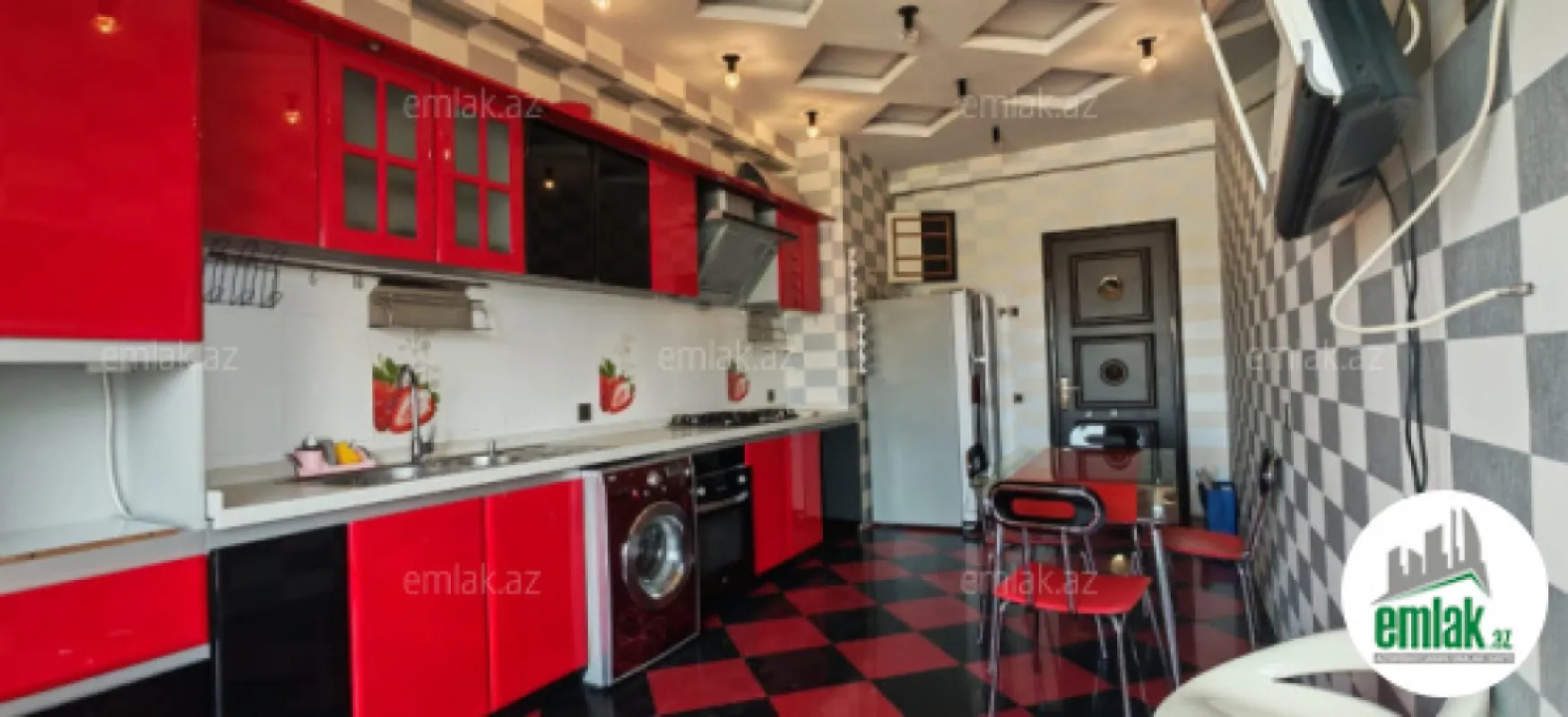 Satılır 4 otaqlı yeni tikili 180 m²