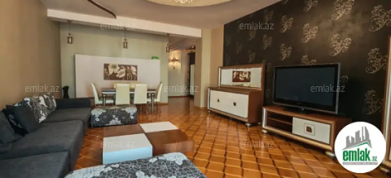 Satılır 4 otaqlı yeni tikili 180 m²