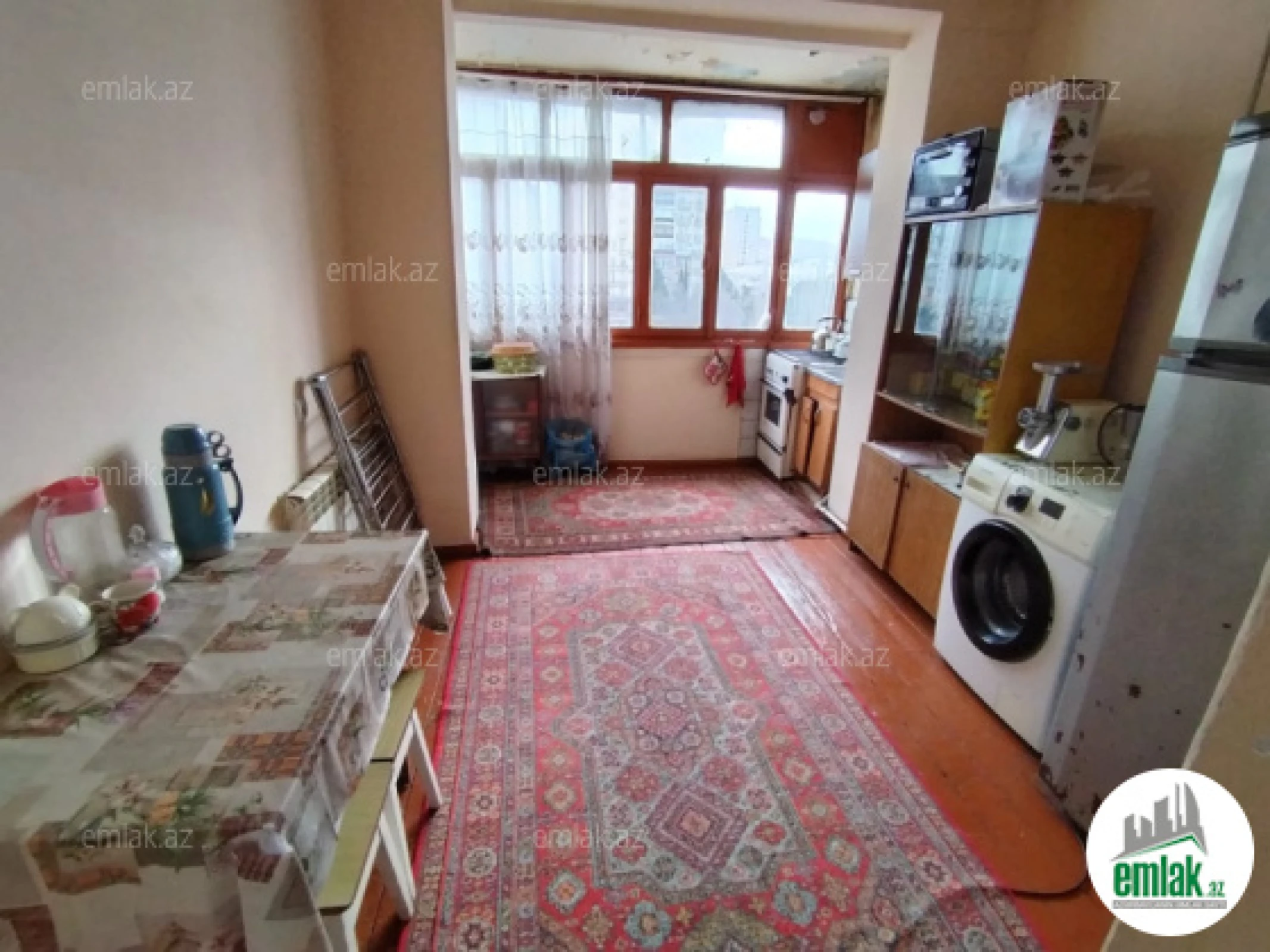 Satılır 2 otaqlı köhnə tikili 70 m²