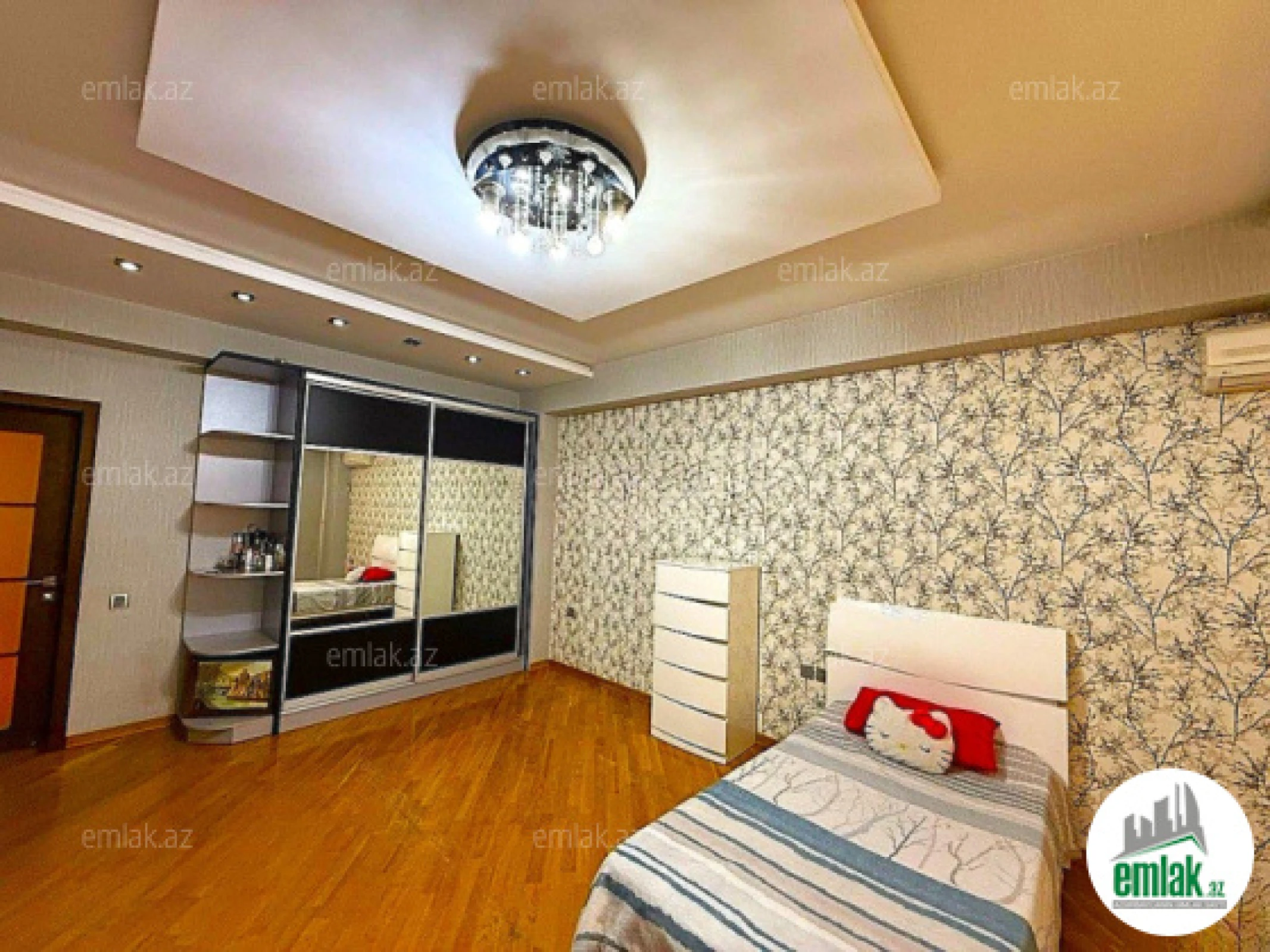 Satılır 3 otaqlı yeni tikili 169 m²