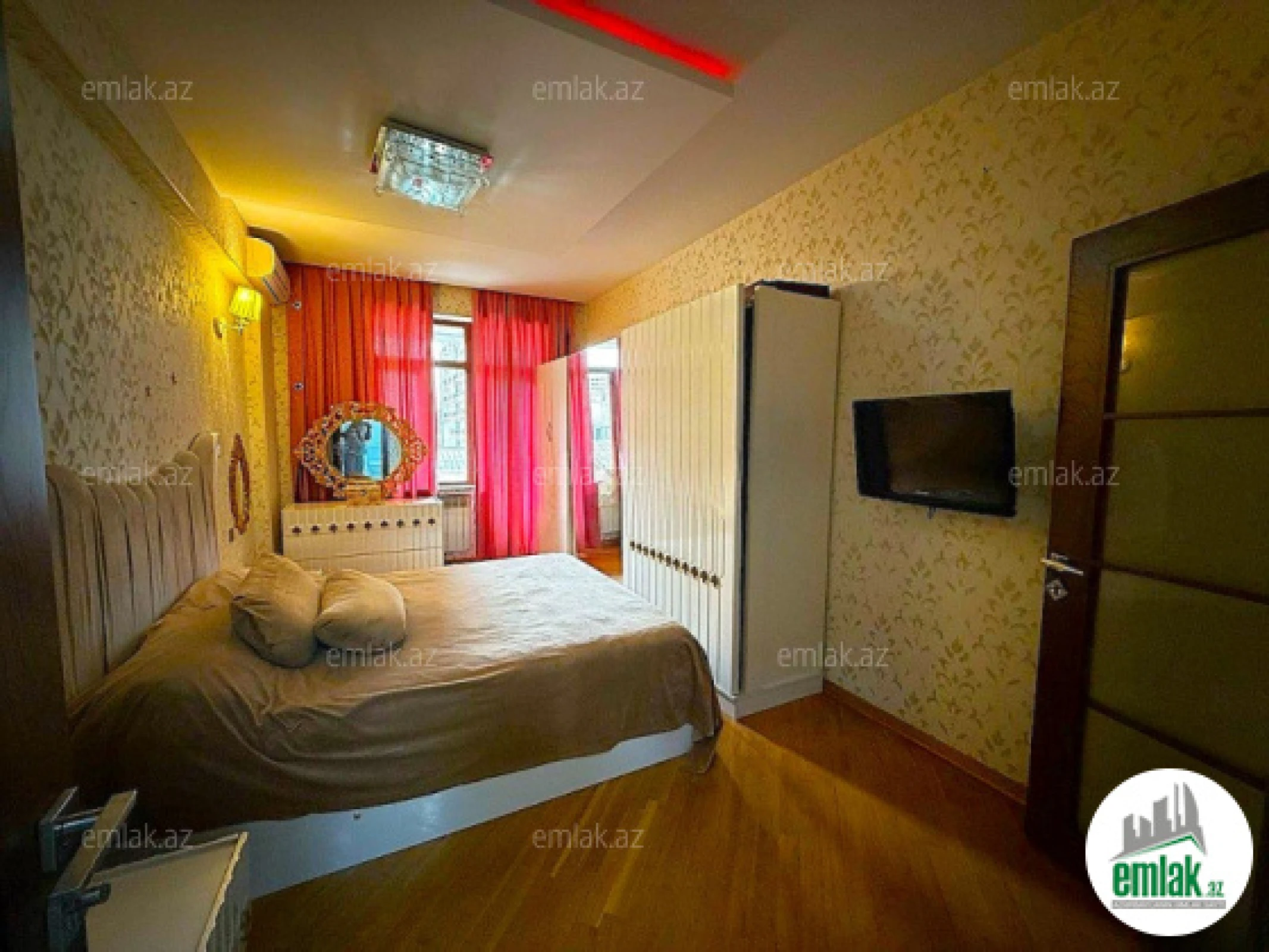 Satılır 3 otaqlı yeni tikili 169 m²