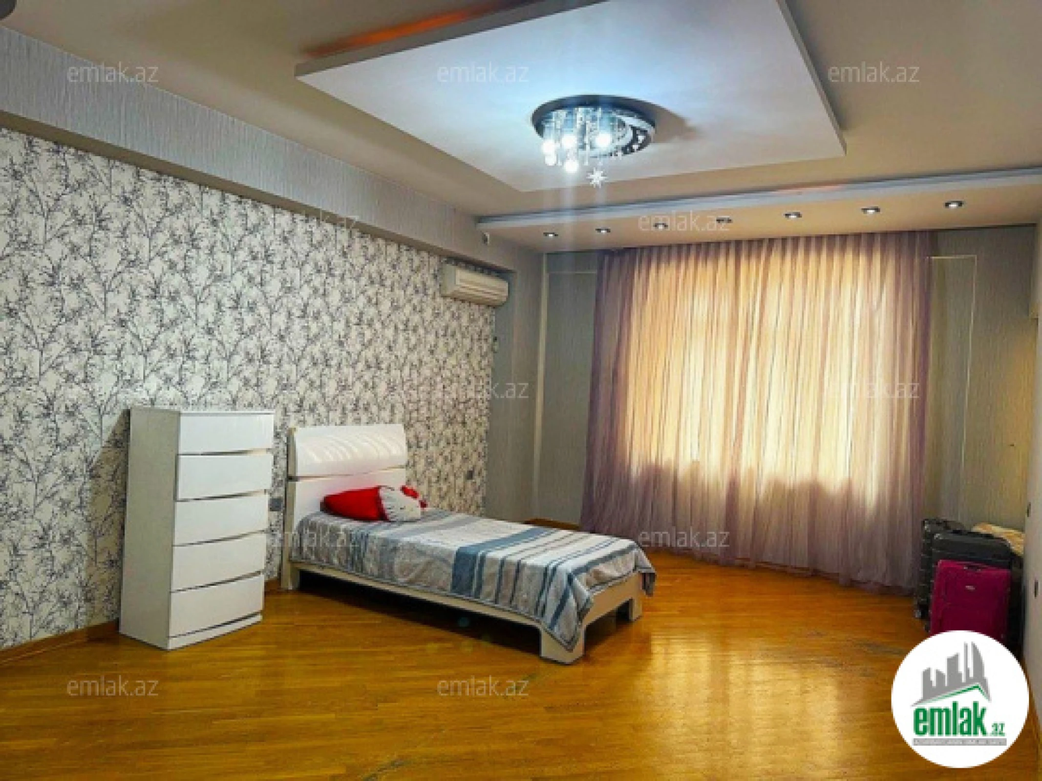 Satılır 3 otaqlı yeni tikili 169 m²