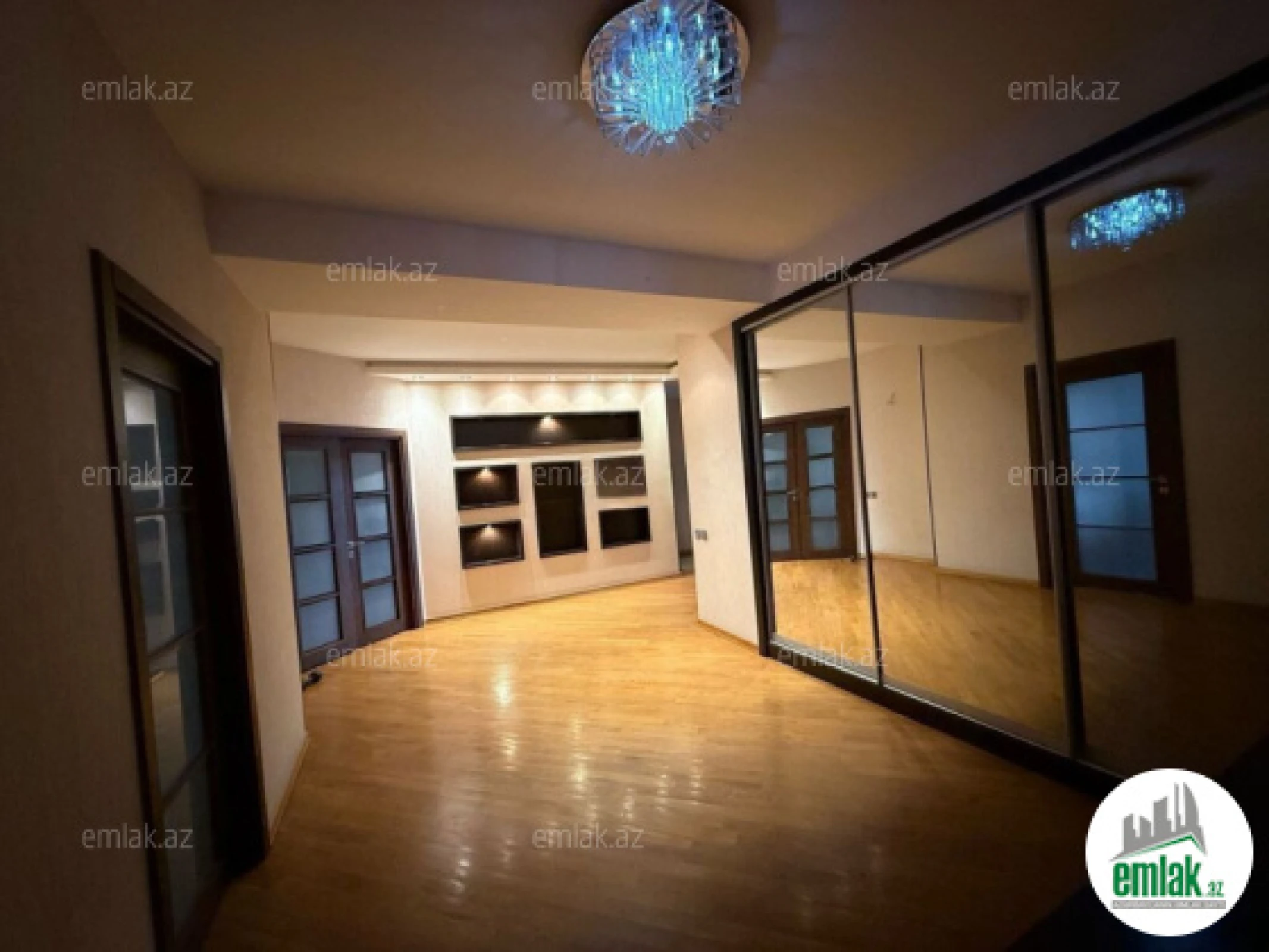 Satılır 3 otaqlı yeni tikili 169 m²