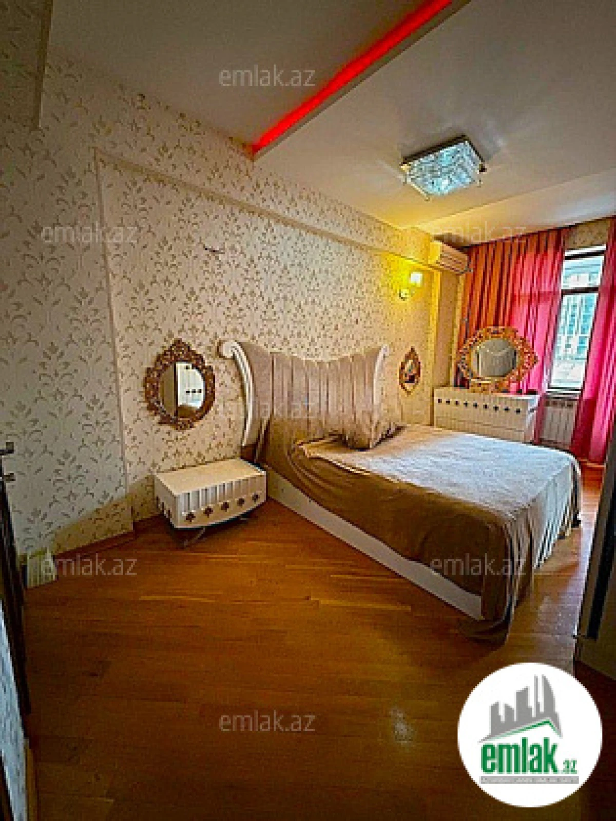 Satılır 3 otaqlı yeni tikili 169 m²