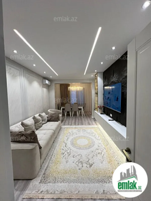 Satılır 4 otaqlı köhnə tikili 90 m²