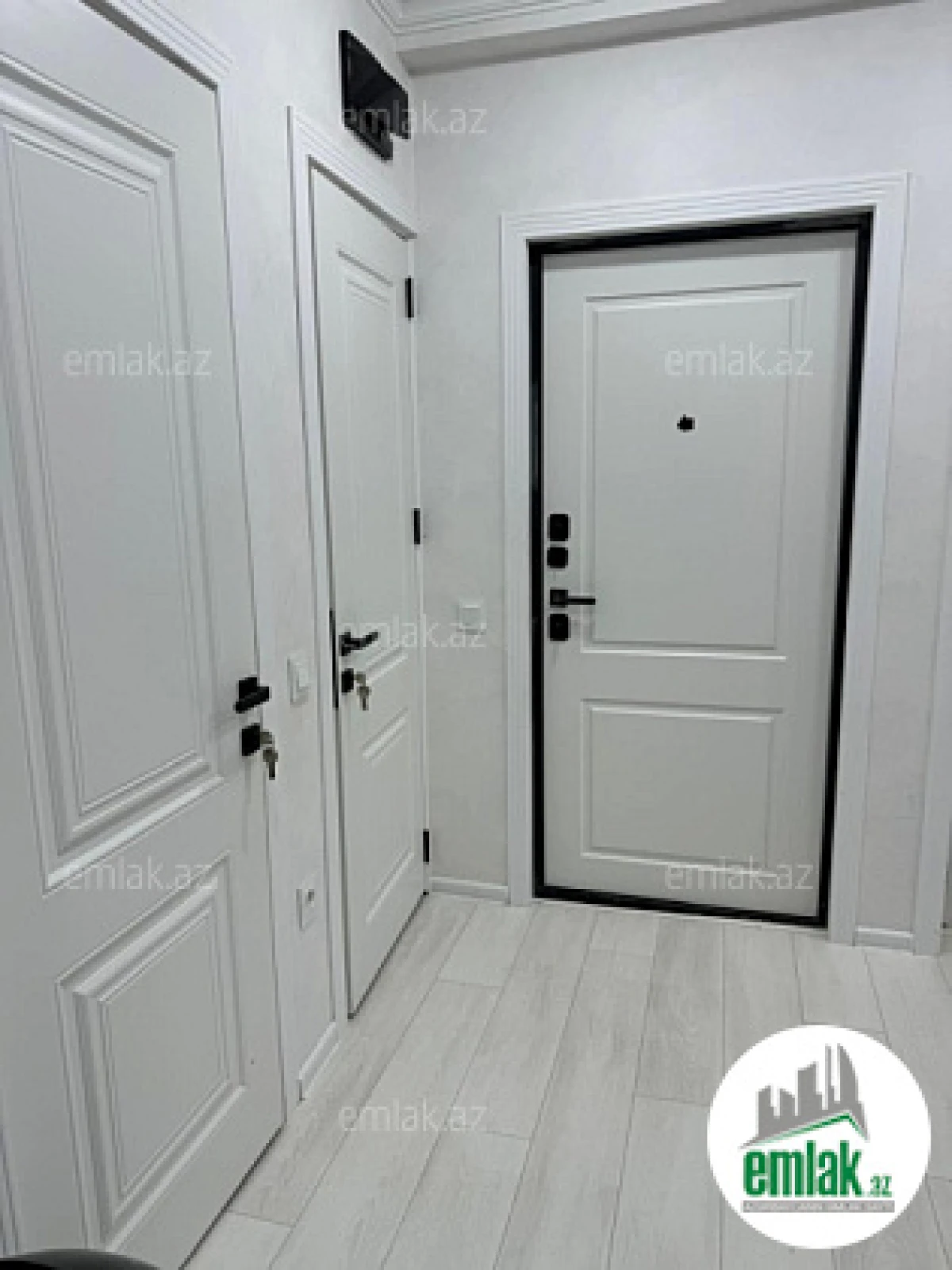 Satılır 3 otaqlı köhnə tikili 84 m²