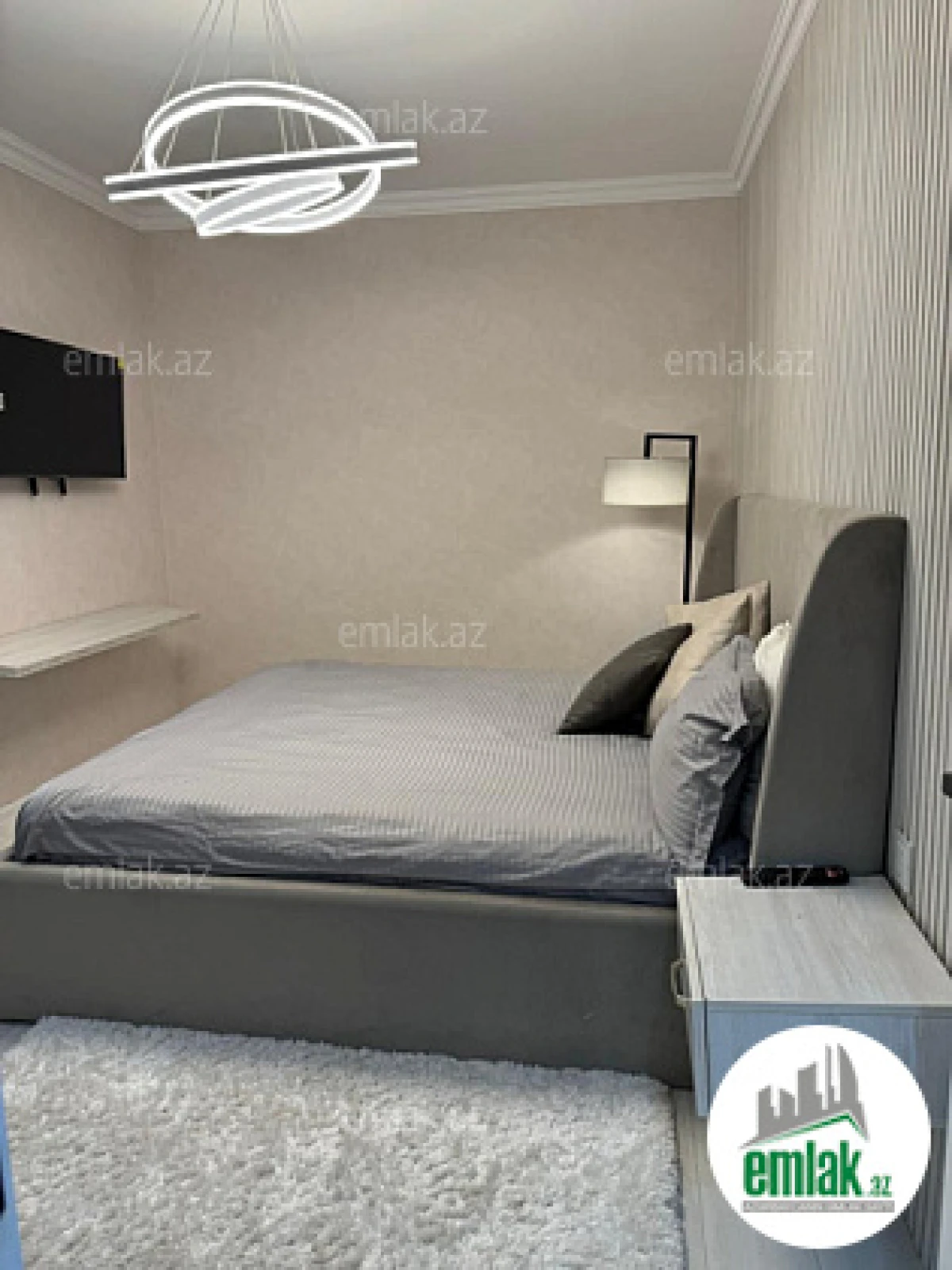 Satılır 3 otaqlı köhnə tikili 84 m²