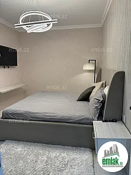 Satılır 3 otaqlı köhnə tikili 84 m²