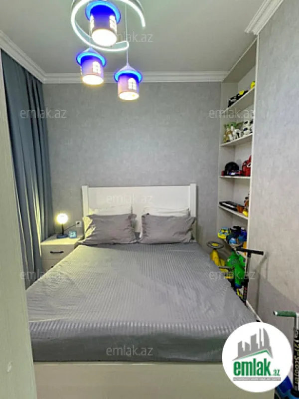 Satılır 3 otaqlı köhnə tikili 84 m²