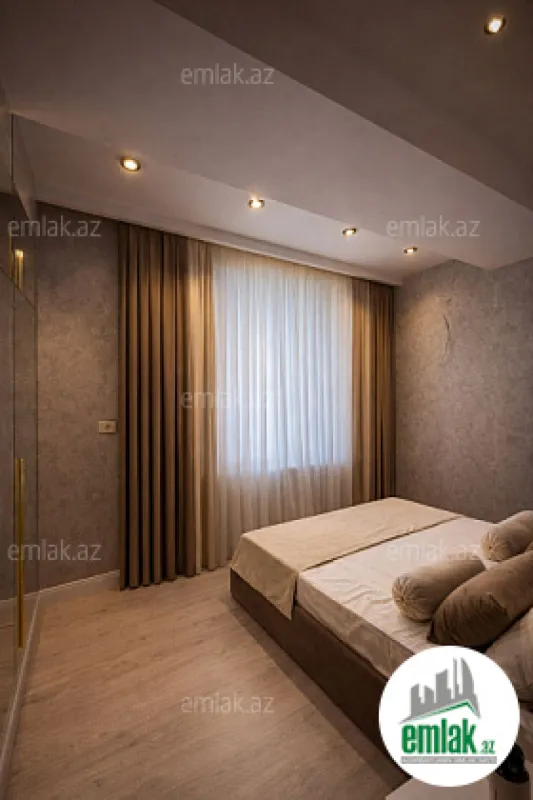 Satılır 3 otaqlı yeni tikili 85 m²