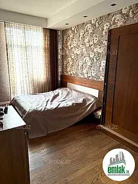 Satılır 3 otaqlı yeni tikili 105 m²