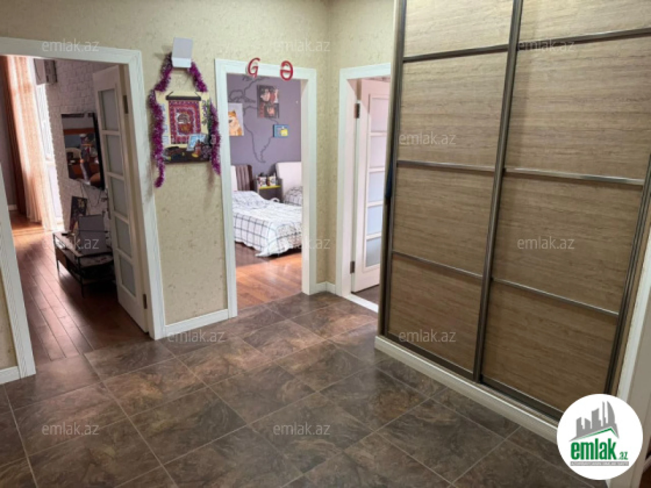 Satılır 3 otaqlı yeni tikili 105 m²