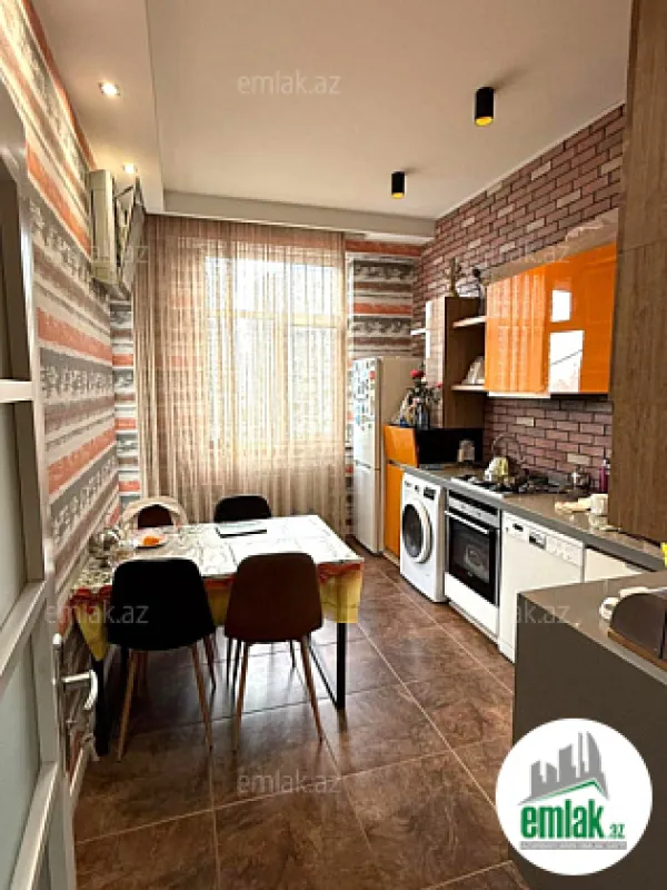 Satılır 3 otaqlı yeni tikili 105 m²