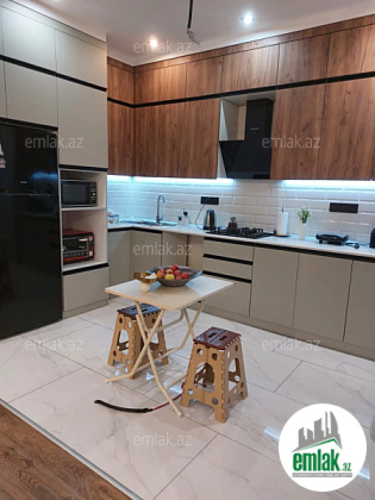 Satılır 3 otaqlı yeni tikili 105 m²