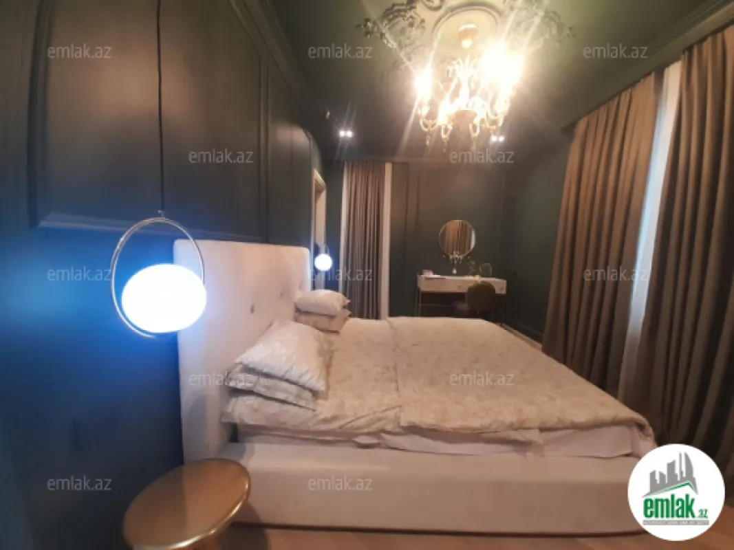 Satılır 6 otaqlı yeni tikili 225 m²