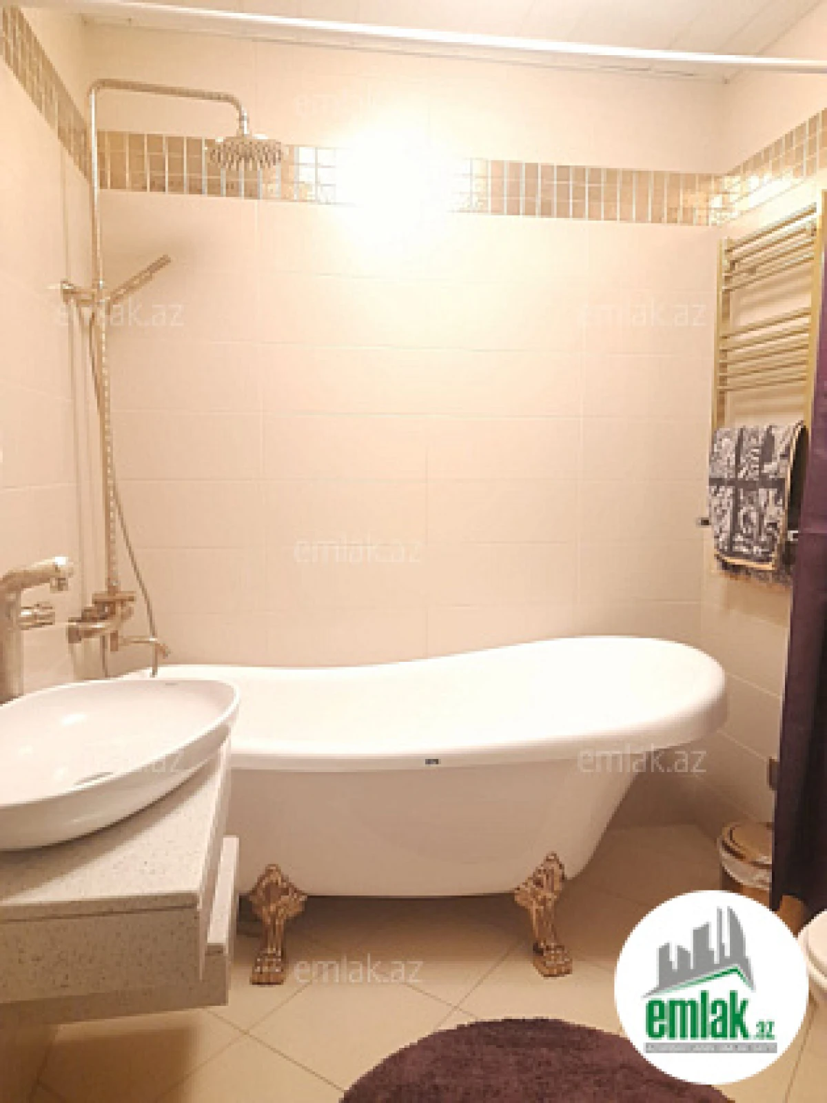 Satılır 6 otaqlı yeni tikili 225 m²