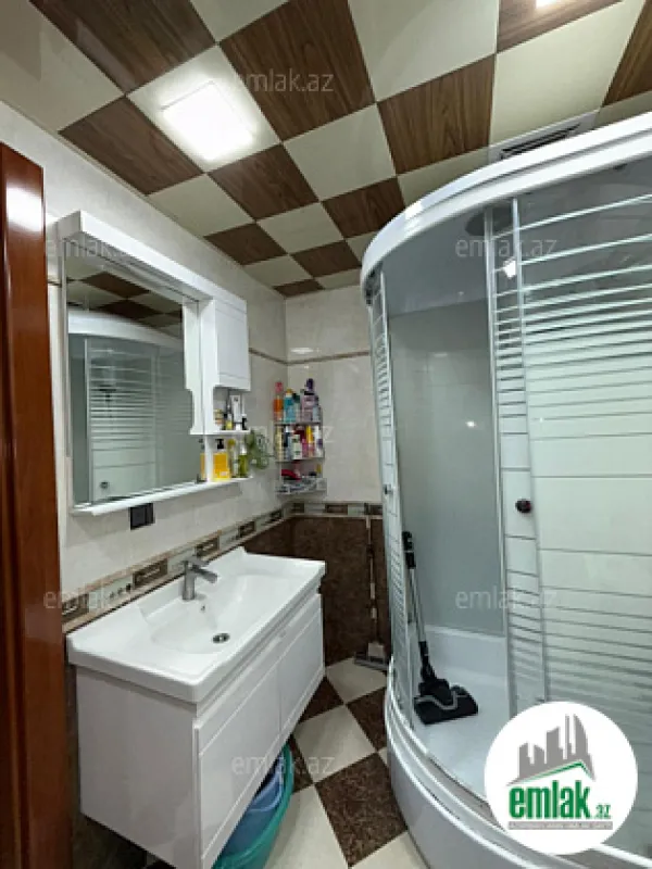 Satılır 3 otaqlı yeni tikili 100 m²