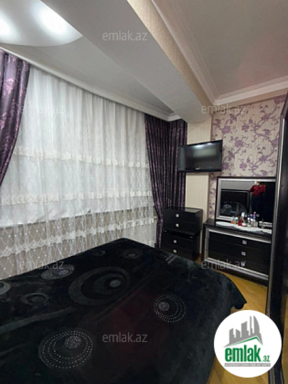 Satılır 3 otaqlı yeni tikili 100 m²